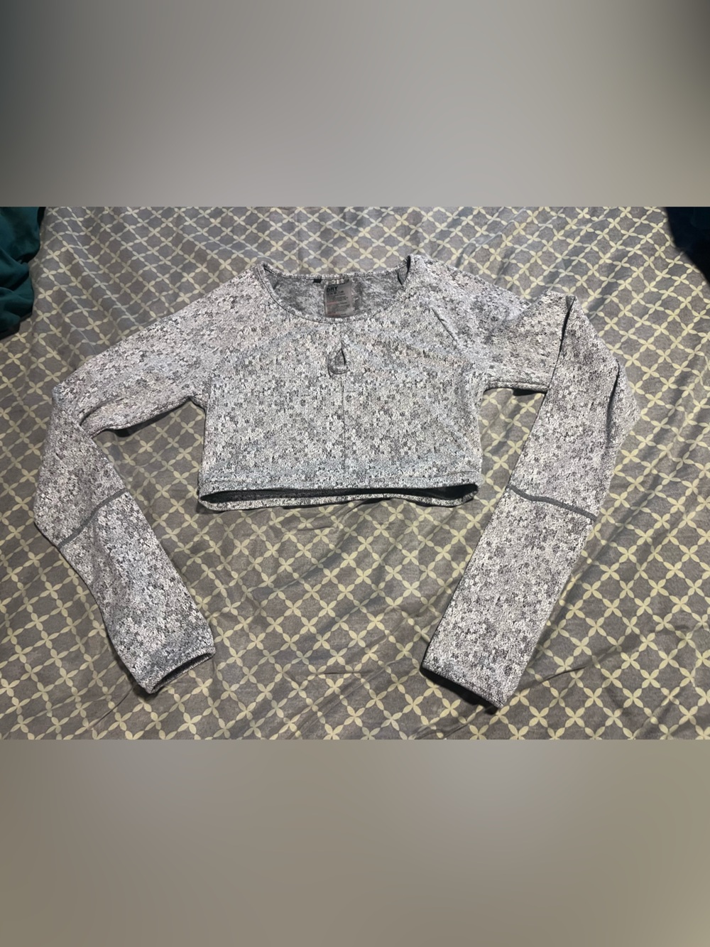 Gymshark Heather Gray Long-Sleeve Crop Top
